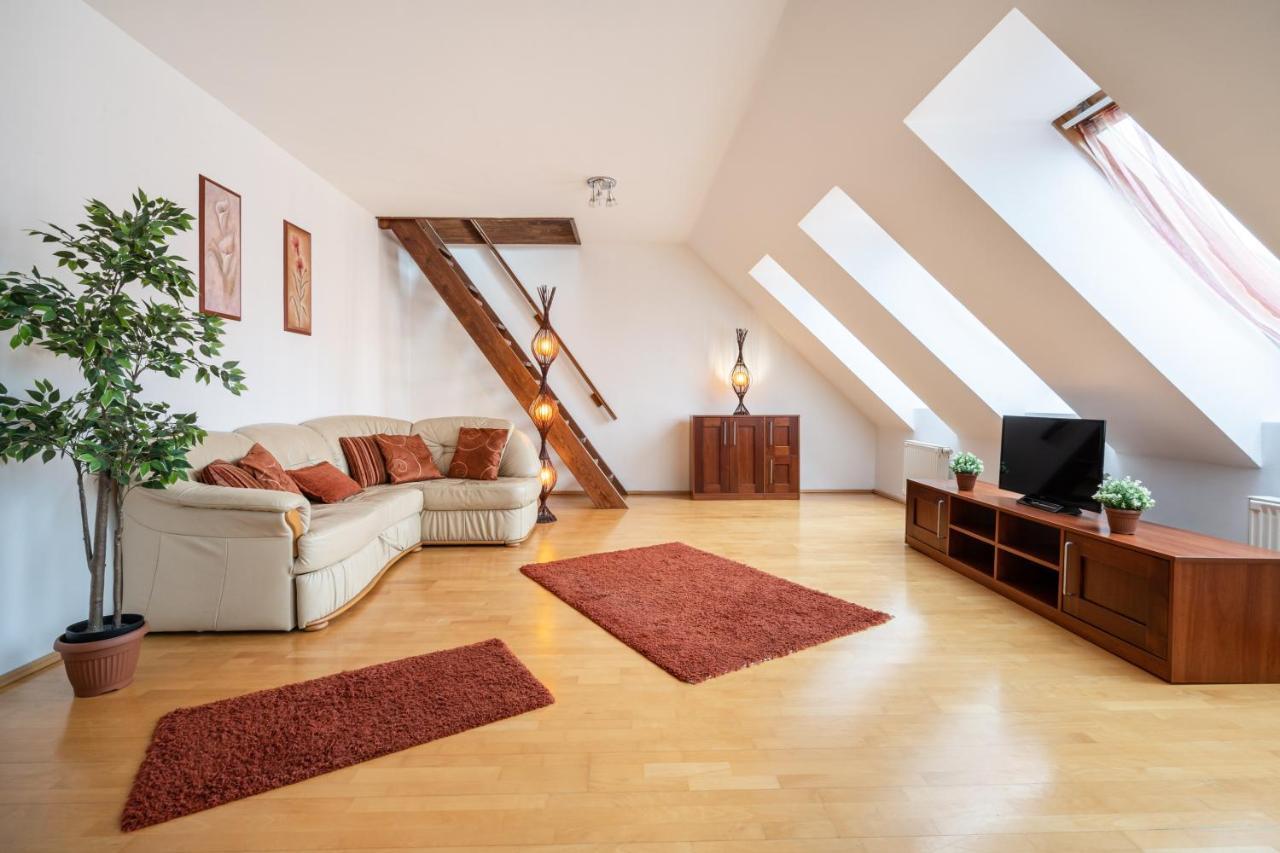Beautiful Apartment With Ac Βουδαπέστη Εξωτερικό φωτογραφία