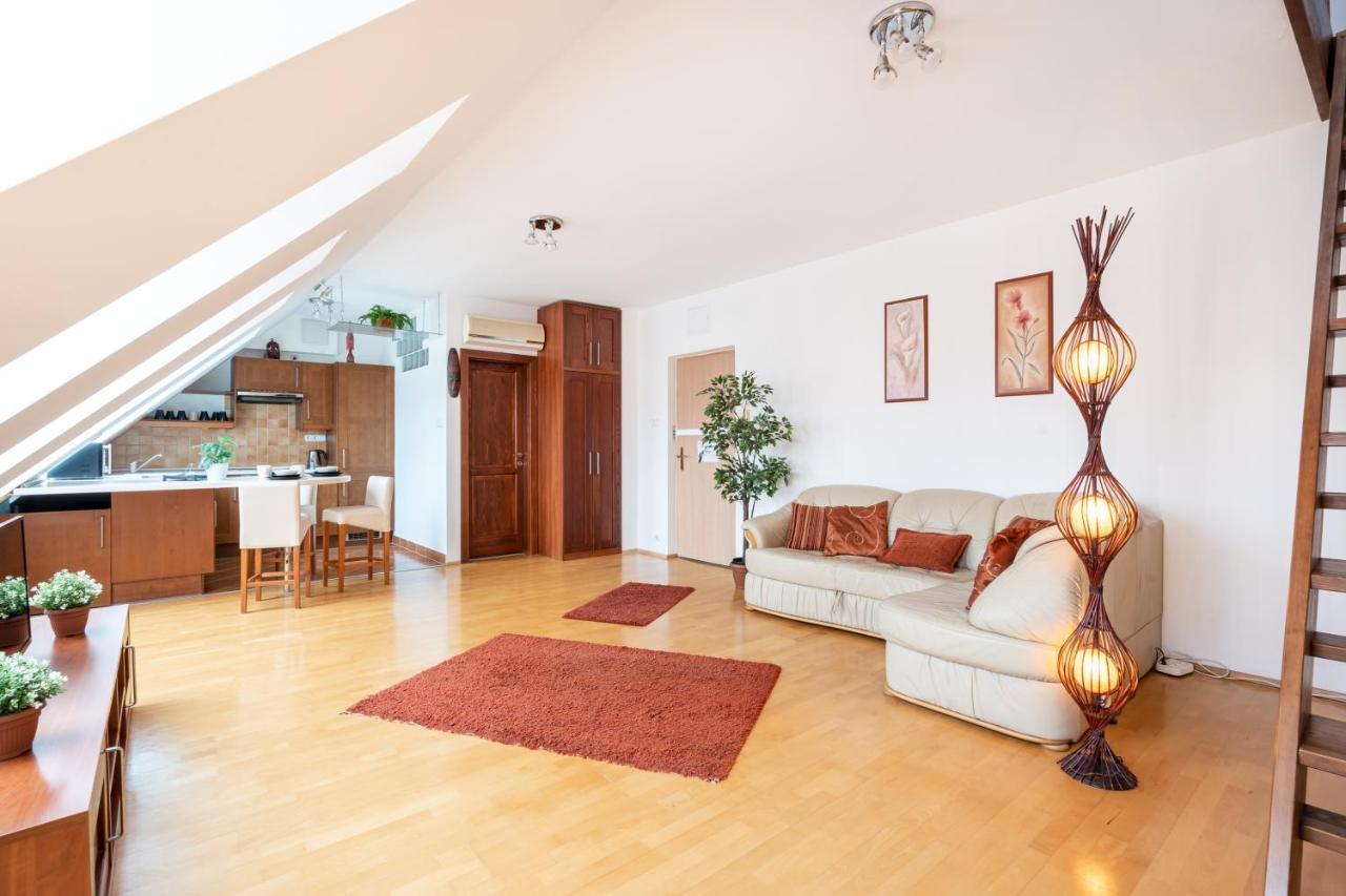Beautiful Apartment With Ac Βουδαπέστη Εξωτερικό φωτογραφία
